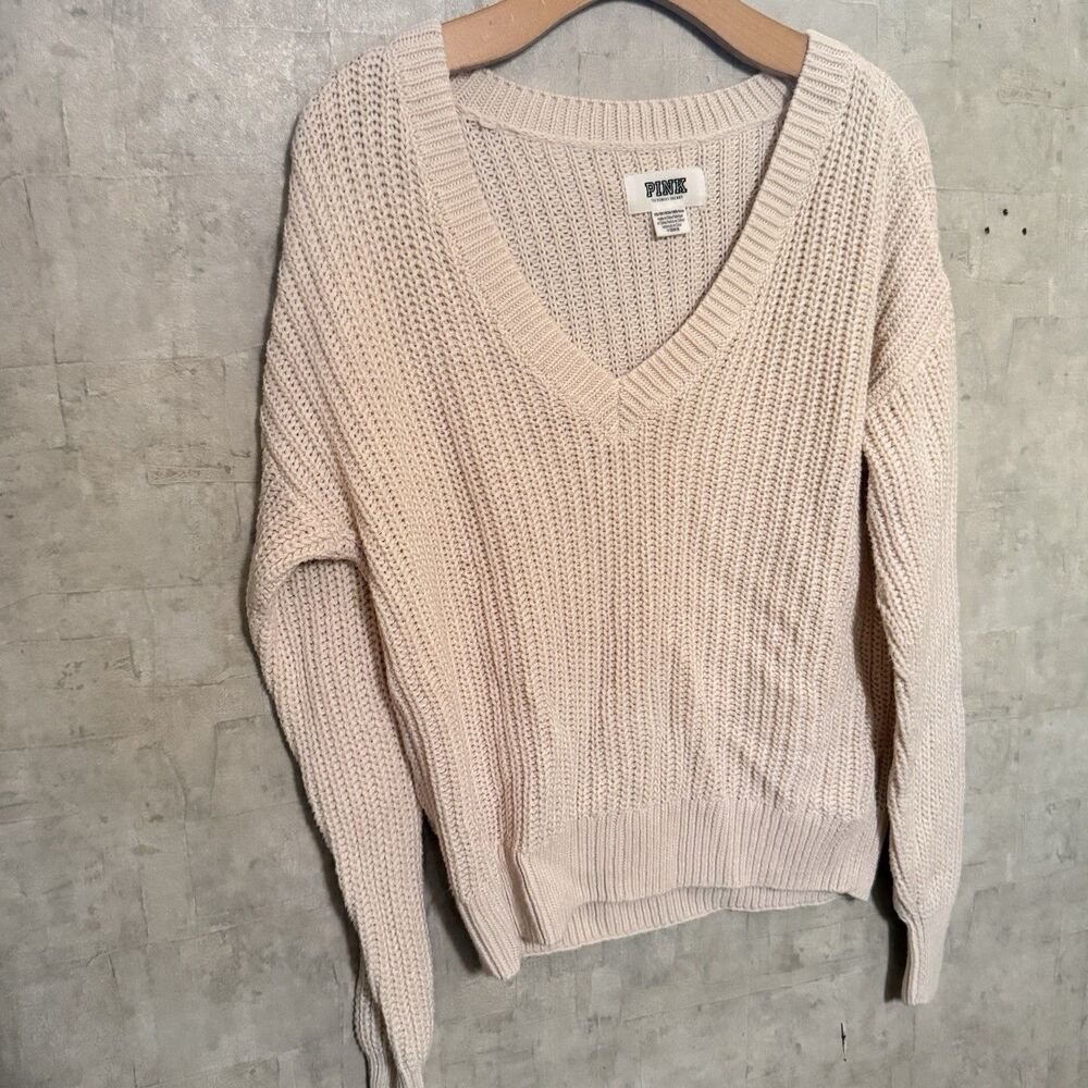 VS PINK Sweater Medium Xs Beige V Neck Knitted 19' season A4